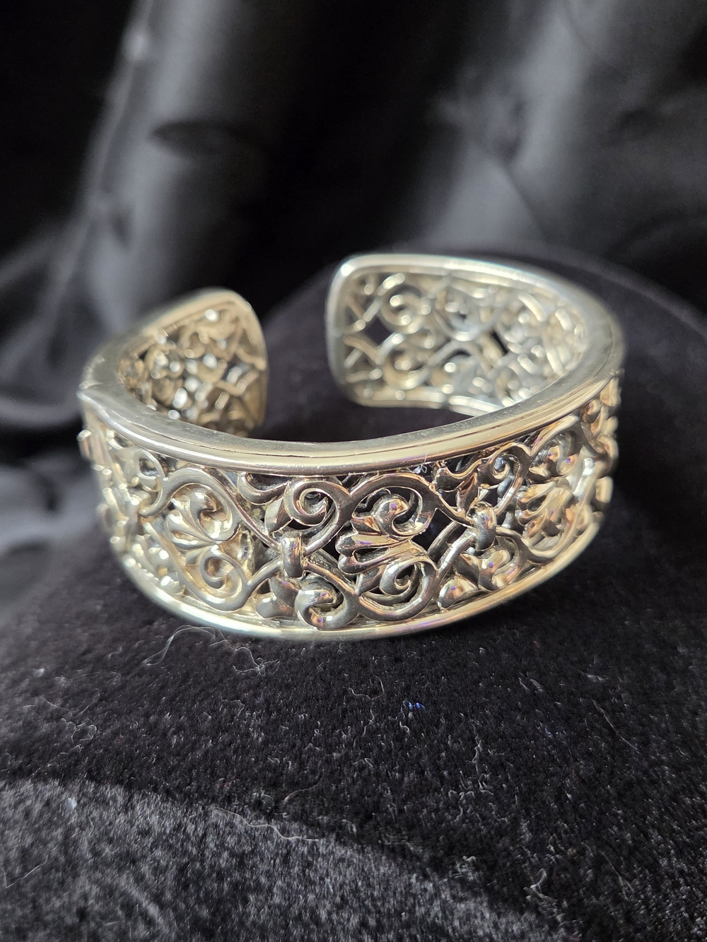 Charles Krypell Silver Filigree Ivy Scroll Collection Hinge Cuff Bracelet 75g